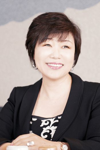 宇野　由紀子